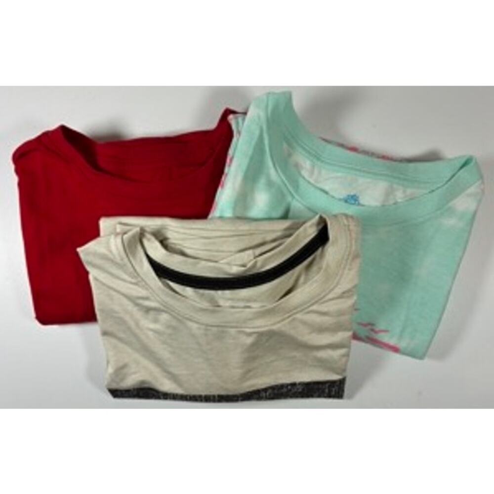 Lot of 3 Boys T-shirts Size 18H Short-sleeve